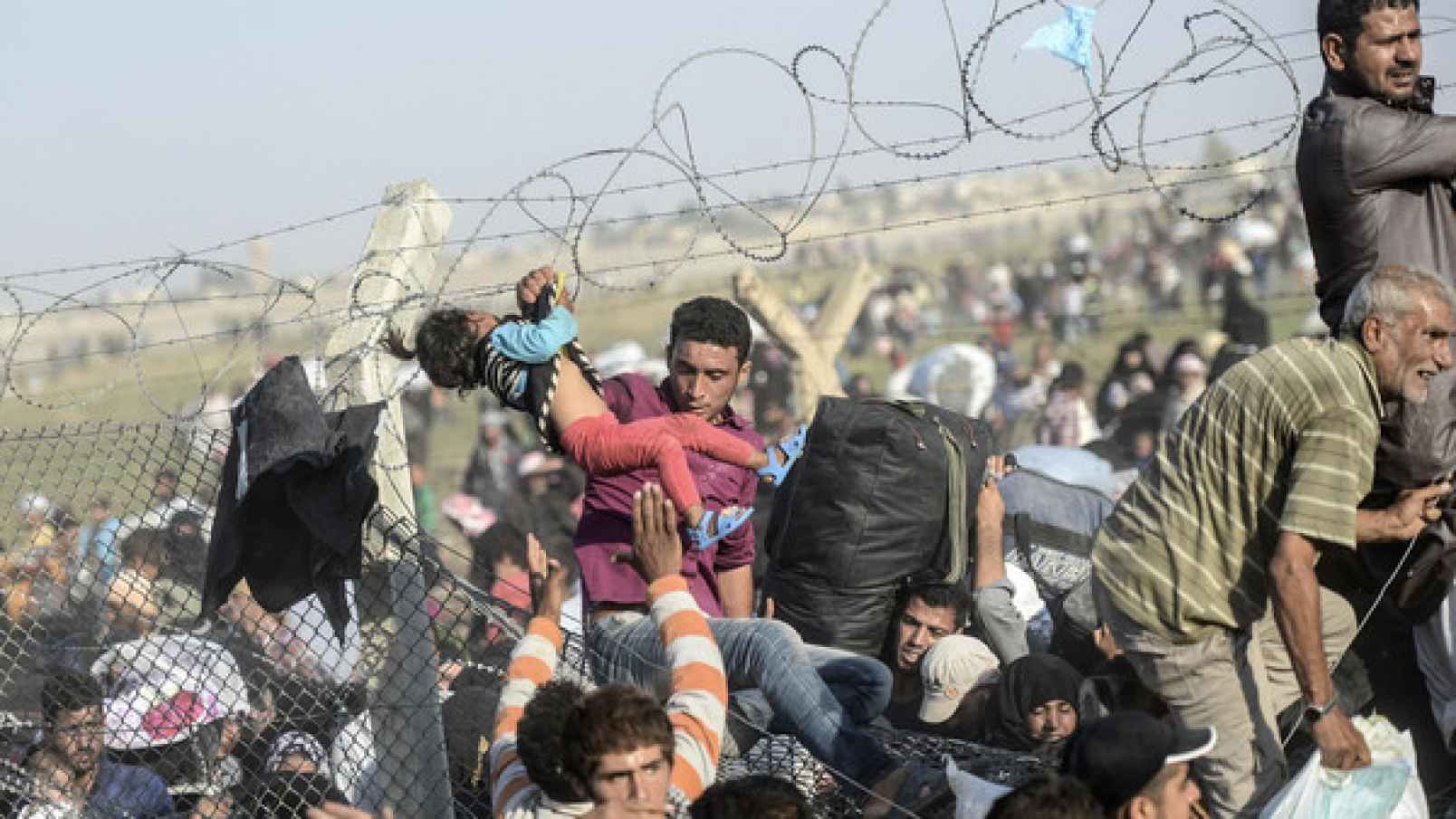 Muslim migrants crossing over into Europe